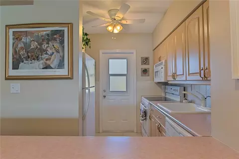 800 Pine Dr #6, Pompano Beach, FL 33060 photo 20