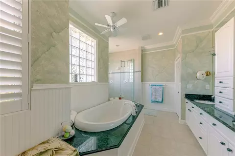 2318 NE 29th St, Lighthouse Point, FL 33064 photo 14