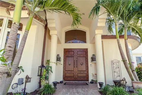 2318 NE 29th St, Lighthouse Point, FL 33064 photo 2