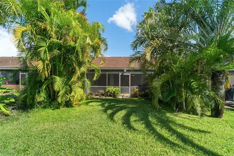 5213 E Lakes Dr, Pompano Beach, FL 33064 photo 18