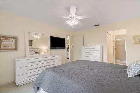 5213 E Lakes Dr, Pompano Beach, FL 33064 photo 12
