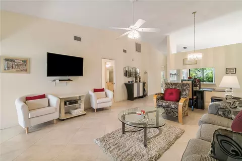 5213 E Lakes Dr, Pompano Beach, FL 33064 photo 3