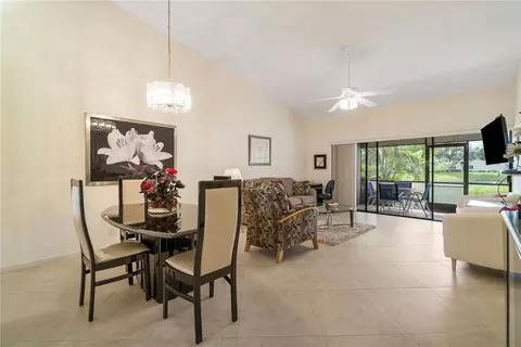5213 E Lakes Dr, Pompano Beach, FL 33064 photo 4
