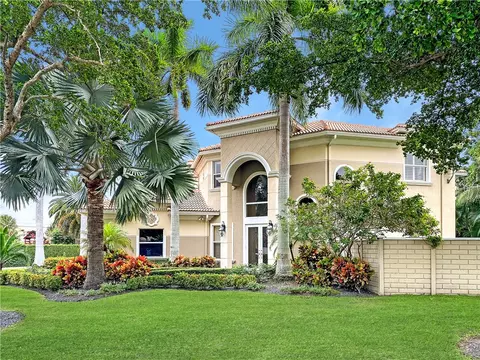2844 NE 26th Ave, Lighthouse Point, FL 33064 photo 1