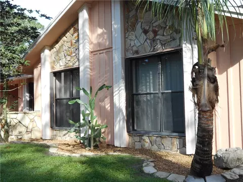 16059 E Cornwall Dr, Loxahatchee, FL 33470 photo 3