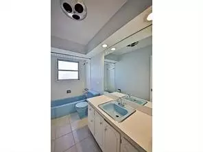 1121 SE 9th Ave, Pompano Beach, FL 33060 photo 11