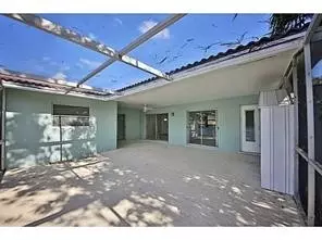 1121 SE 9th Ave, Pompano Beach, FL 33060 photo 3