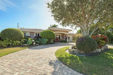 2620 NE 52nd St, Lighthouse Point, FL 33064 photo 3