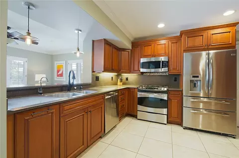 2620 NE 52nd St, Lighthouse Point, FL 33064 photo 11