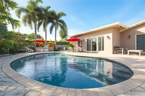 2620 NE 52nd St, Lighthouse Point, FL 33064 photo 2