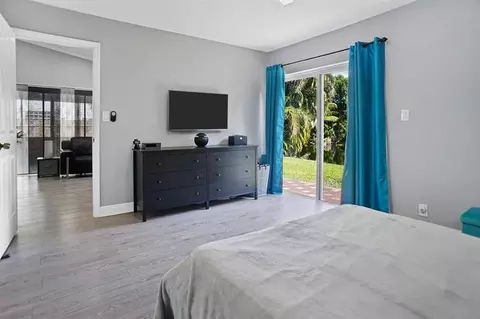 750 SW 55th Ave, Margate, FL 33068 photo 13