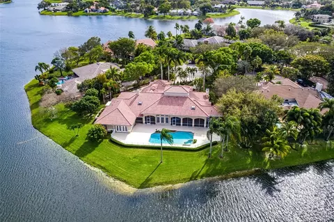 7701 Salem Ln, Parkland, FL 33067 photo 2