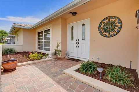 1300 SE 3rd Ter, Pompano Beach, FL 33060 photo 2