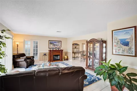 1300 SE 3rd Ter, Pompano Beach, FL 33060 photo 4