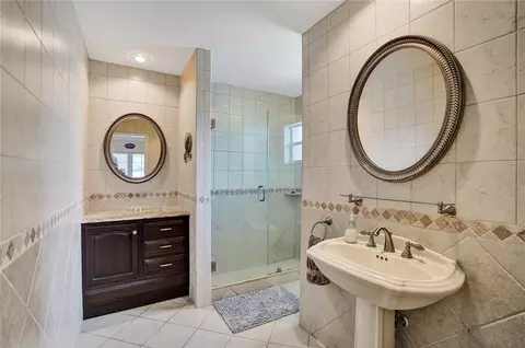 1300 SE 3rd Ter, Pompano Beach, FL 33060 photo 17