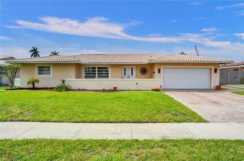 1300 SE 3rd Ter, Pompano Beach, FL 33060 photo 1