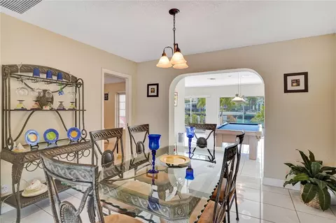 1300 SE 3rd Ter, Pompano Beach, FL 33060 photo 13