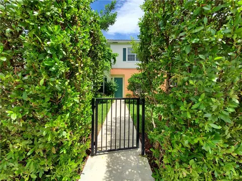 607 SW 3rd Ave, Pompano Beach, FL 33060 photo 30