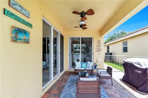 12562 SW 24th St, Miramar, FL 33027 photo 7