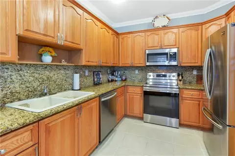 12562 SW 24th St, Miramar, FL 33027 photo 13