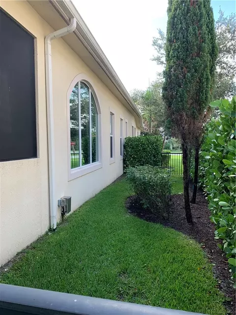 166 Sonata Dr, Jupiter, FL 33478 photo 5