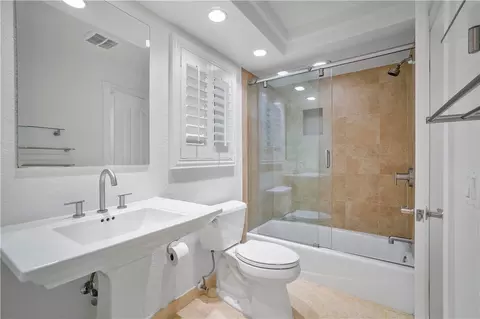 470 SE 9th Ave, Pompano Beach, FL 33060 photo 14