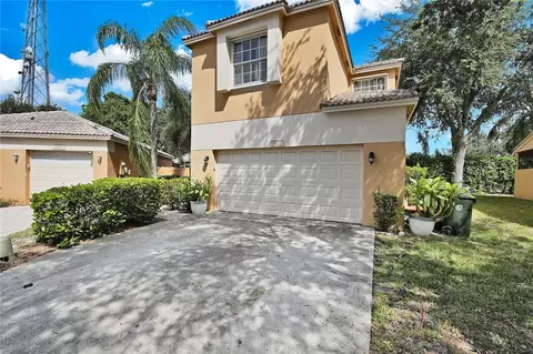 5861 Eagle Cay Cir, Coconut Creek, FL 33073 photo 2