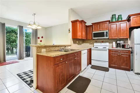5861 Eagle Cay Cir, Coconut Creek, FL 33073 photo 11