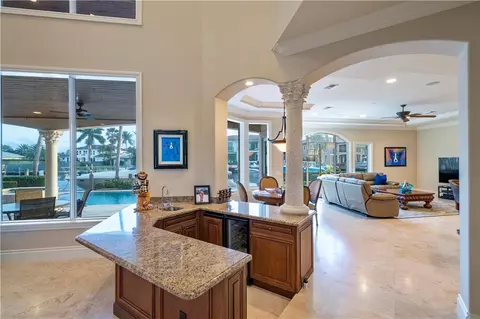 2420 NE 33rd St, Lighthouse Point, FL 33064 photo 11