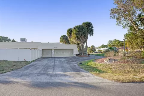 3050 Estates Dr, Pompano Beach, FL 33069 photo 39