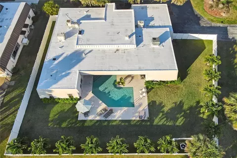 3050 Estates Dr, Pompano Beach, FL 33069 photo 21