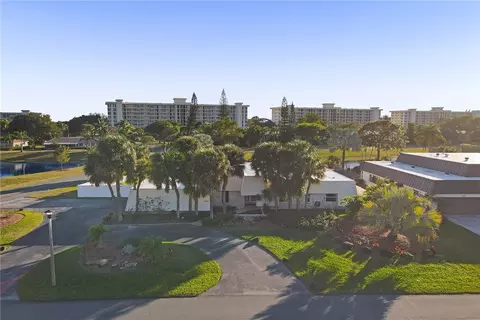 3050 Estates Dr, Pompano Beach, FL 33069 photo 18