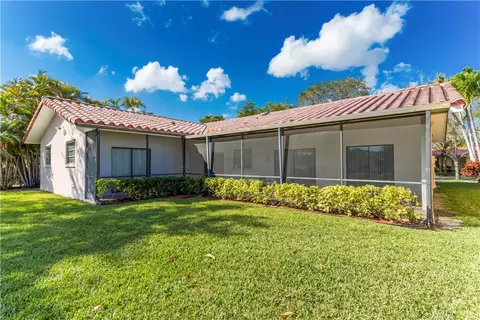8530 Dundee Ter, Miami Lakes, FL 33016 photo 36