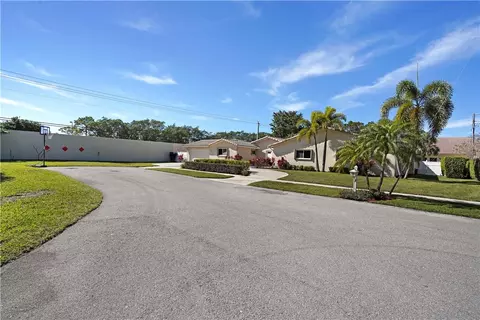 1 Saint Cloud Ln, Boca Raton, FL 33431 photo 3