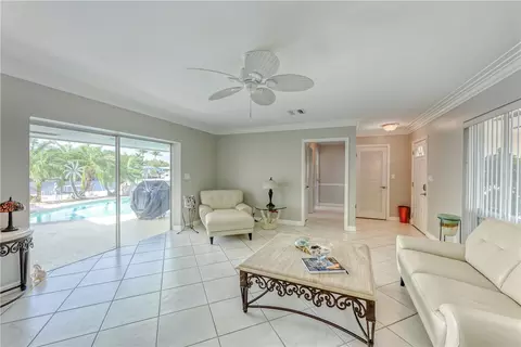 1271 SE 5th Ave, Pompano Beach, FL 33060 photo 9