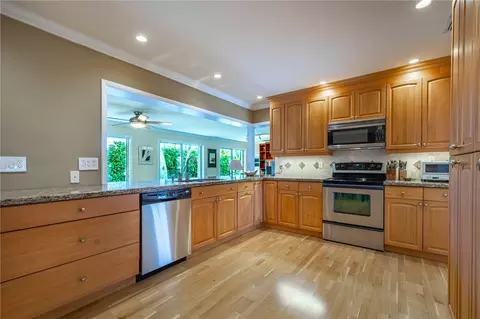 440 SE 3rd Ter, Pompano Beach, FL 33060 photo 11