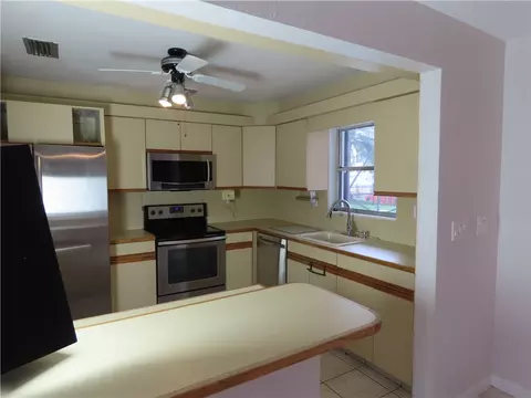 1630 SE 3 St, Pompano Beach, FL 33060 photo 9