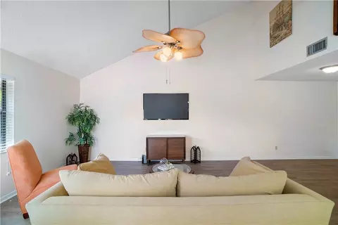2940 E Aviary Dr, Hollywood, FL 33026 photo 8