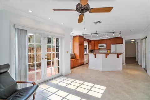 2940 E Aviary Dr, Hollywood, FL 33026 photo 15