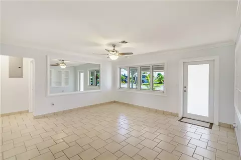 261 SE 3rd St, Pompano Beach, FL 33060 photo 11