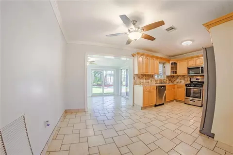 261 SE 3rd St, Pompano Beach, FL 33060 photo 20