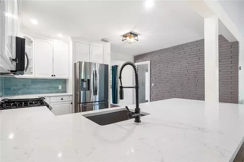 430 SE 3rd Ter, Pompano Beach, FL 33060 photo 10