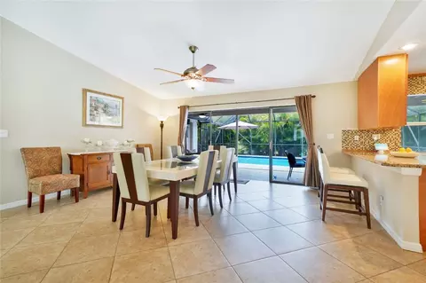 10089 Crosswind Rd, Boca Raton, FL 33498 photo 2