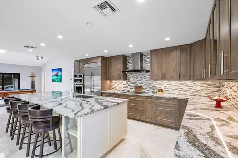 2216 NE 27th St, Lighthouse Point, FL 33064 photo 5
