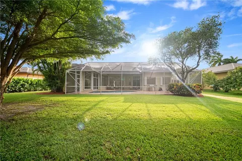 7040 NW 68th Dr, Parkland, FL 33067 photo 6