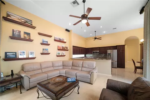 7040 NW 68th Dr, Parkland, FL 33067 photo 8