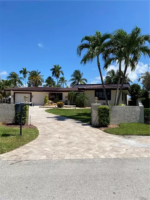 2201 SE 8th St, Pompano Beach, FL 33062 photo 9