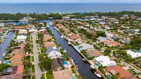 2830 NE 47th St, Lighthouse Point, FL 33064 photo 42