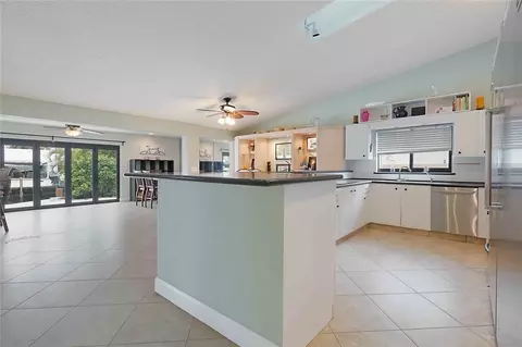2830 NE 47th St, Lighthouse Point, FL 33064 photo 9