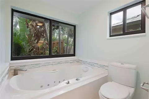 2830 NE 47th St, Lighthouse Point, FL 33064 photo 25